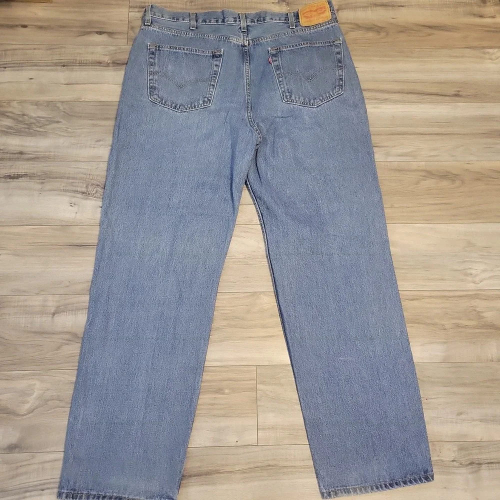 Levis levi 550